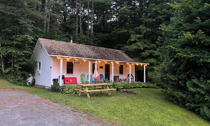 Wevertown House | Homestead Cabin