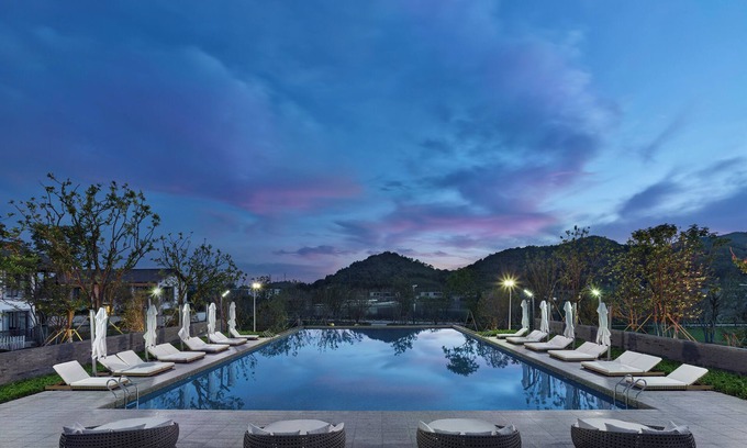 Wuxing Hotel | HOMM Huzhou Xisai Shan