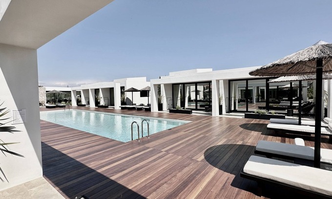 Mytikas Hotel | Hooga