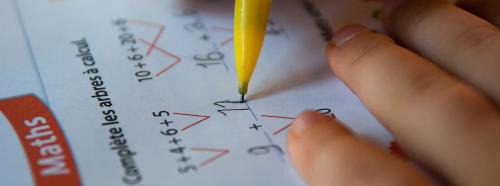 Central Carapina House | Hospedagem & Escritório Educação e Cuidado