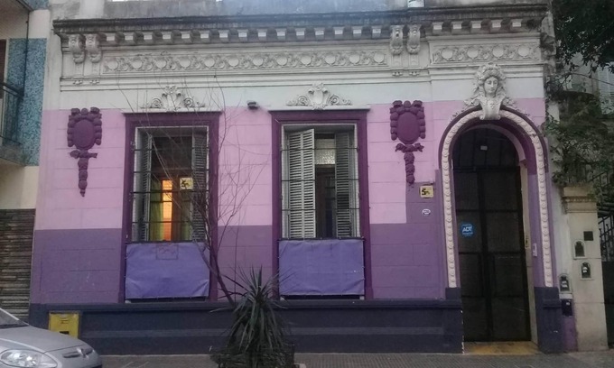 Flores Hotel | Hospedaje La Rana