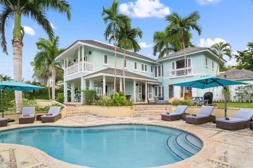 Montego Bay Villa | Hospitality Expert GREENS: 6BR Pool Beach Chef