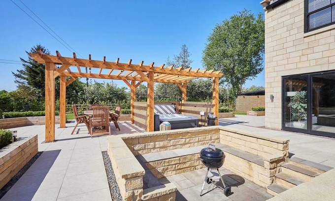 Stokesley House | Host & Stay | Finch House