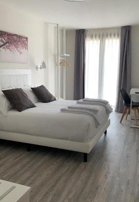 Carrion de los Condes House | Hostal Comfort Suites