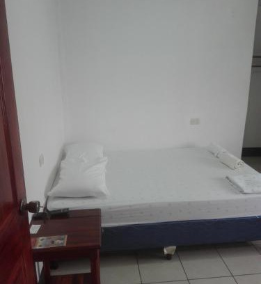 San Carlos House | Hostal Don Frank