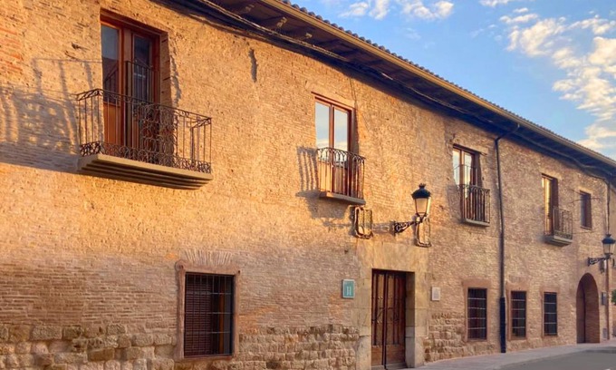 Valencia de Don Juan Hotel | Hostal El Palacio