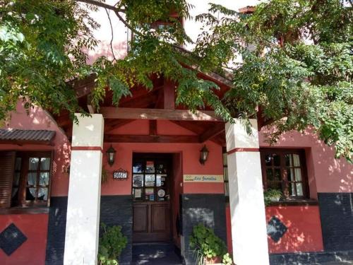 Capilla del Monte Hotel | Hostería Las Gemelas