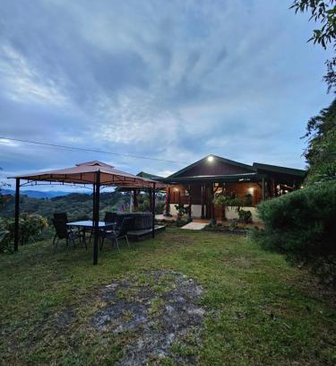Tarbaca House | Hosting Tarbaca
