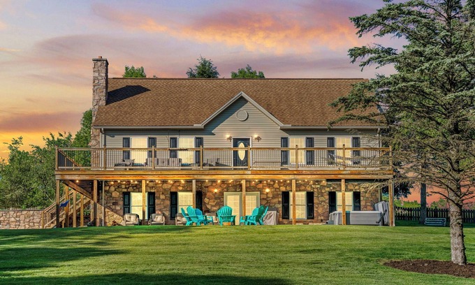 Honey Grove House | Hot Tub and Game Room in a secluded setting. Mountain Serenity Retreat