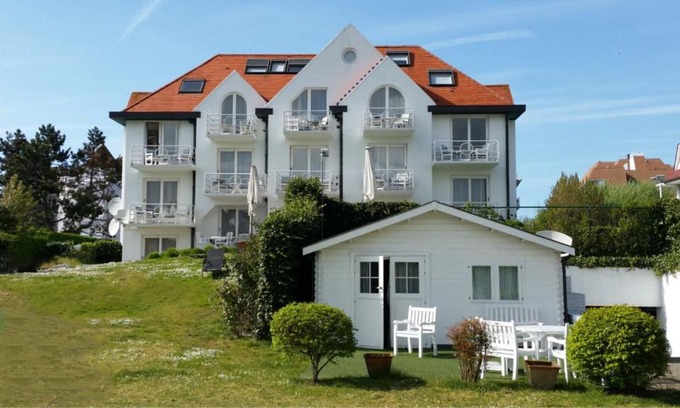 Het Zoute Hotel | Hotel Approach