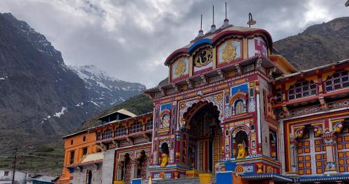 Badrinath Hotel | Hotel Asha Palace by Kalash, Badrianth
