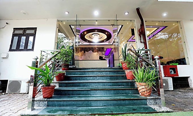 Agra Hotel | Hotel Ashok Palace Near Taj Mahal Agra