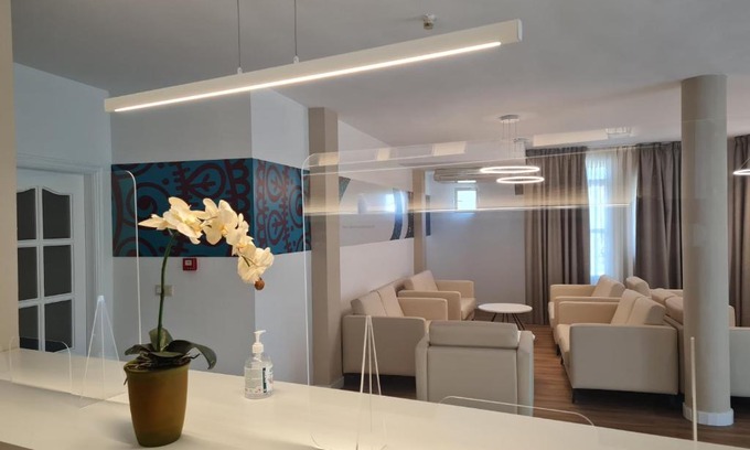 Montanchez Hotel | Hotel Balneario Fuentes del Trampal