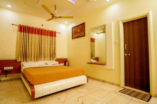 Rajkot Hotel | Hotel Bhakti Rajkot I Hotel in Rajkot I Best Hotel in Rajkot