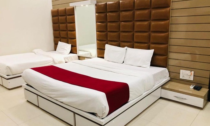 Fazilka Hotel | Hotel Blessing Bells, Fazilka