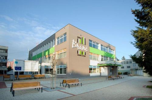 Senica Hotel | Hotel Branč, Garni