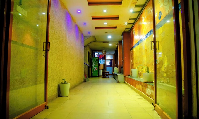 Erode Hotel | Hotel Breezeland - Erode Railway Station