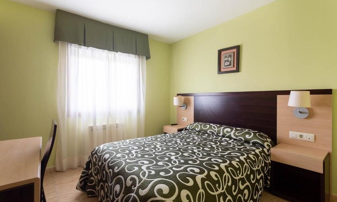 O Meson Do Vento Hotel | Hotel Canaima Bruma 1,5 k Camino