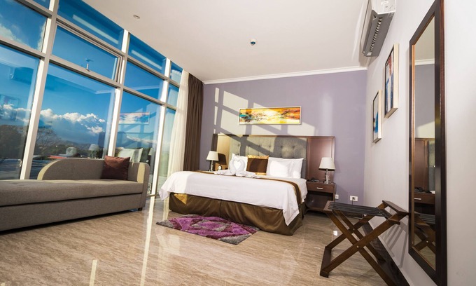 David Hotel | Hotel City Plaza & Suites