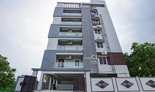 Vijayawada Hotel | Hotel CJ Pride