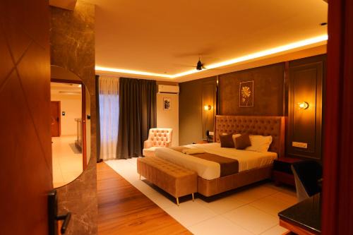 Kanhangad Hotel | Hotel Classico International