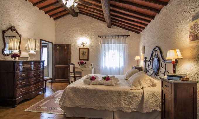 Castellina in Chianti Hotel | Hotel Colle Etrusco Salivolpi