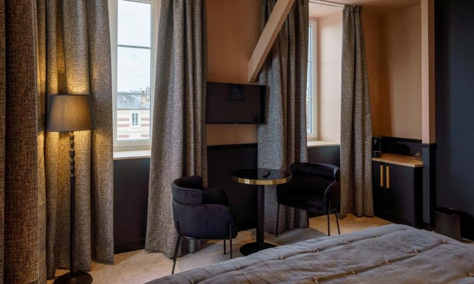 Lion-sur-Mer Bed & Breakfast | Hotel de la Plage