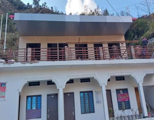 Sitapur House | Hotel Deep Kishan by StayApart