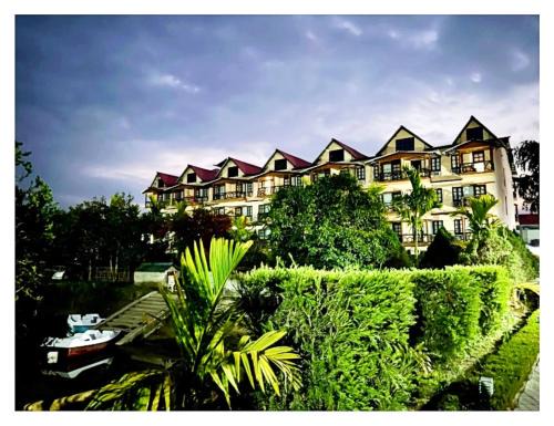 Lataguri Resort | Hotel Dream With Swimming Pool Facility In Lataguri