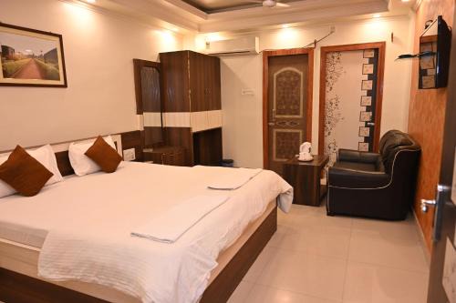 Malda Hotel | HOTEL GITANJALI