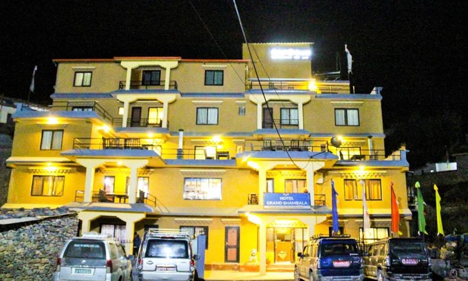 Mustang Hotel | Hotel Grand Shambala