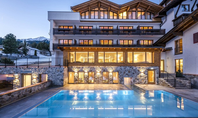 Pettneu am Arlberg Hotel | Hotel Gridlon