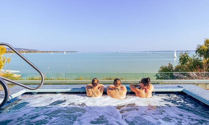 Keszthely Hotel | Hotel Helikon