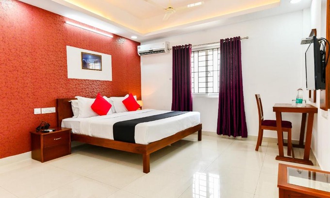 Kaloor Hotel | Hotel Hilite Inn
