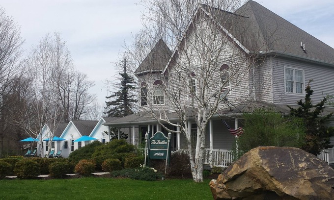 Laporte Apartment | Hotel in the heart of the Endless Mountains in Sullivan County, PA.