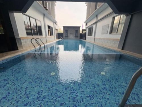 New Digha Hotel | Hotel Inn New Digha With Classic Swimming Pool