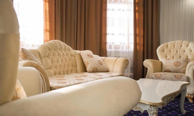 Turkestan Hotel | Hotel Khanaka