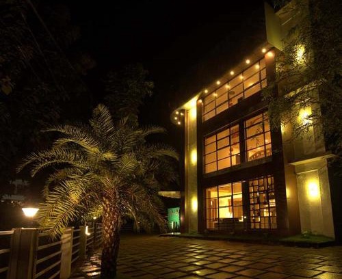 Thalassery Hotel | HOTEL LA SERENE Mattannur