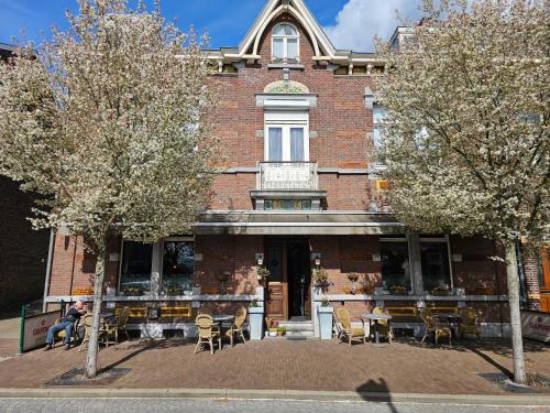 Eijsden Hotel | hotel le bonheur