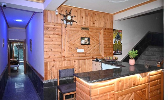 Lohaghat Hotel | Hotel Lohaghat Regency