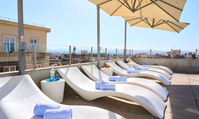 Centro - Sagrario Hotel | Hotel Macià Granada Five Senses Rooms & Suites