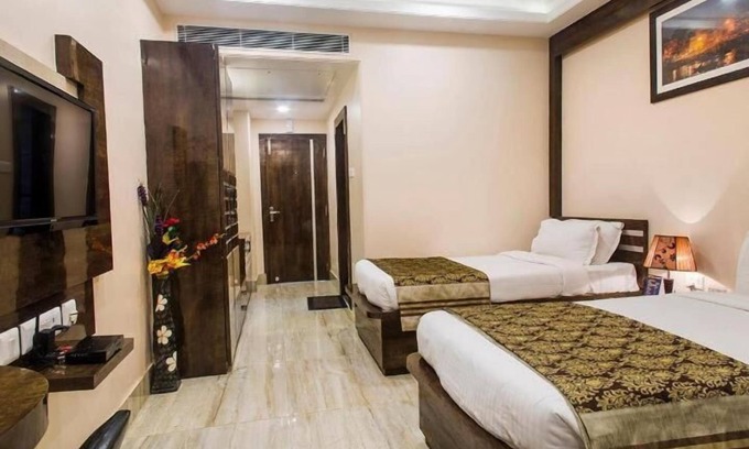 Kakarmatha Hotel | Hotel Madhuvan Palace