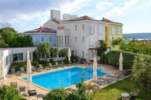 Nerezine Hotel | Hotel Manora