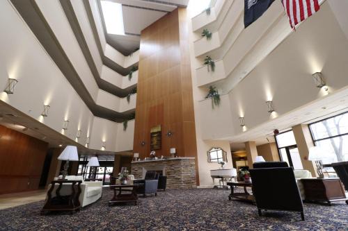 Wisconsin Rapids Hotel | Hotel Mead Resorts & Conventions Center
