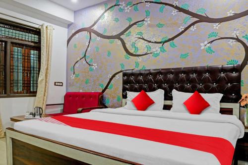 Jhusi Hotel | Hotel O Atharv Palace