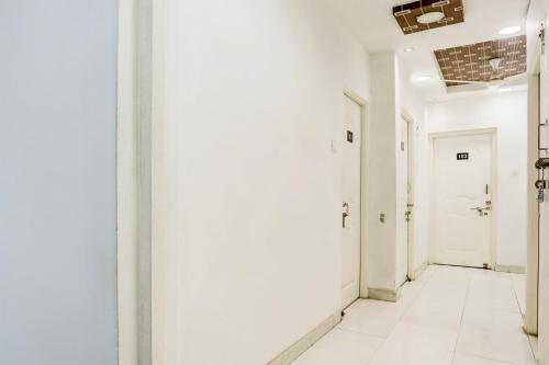 Dharampeth Hotel | Hotel O GREEN PALMS