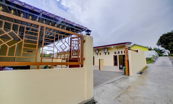 Tebing Tinggi Hotel | Hotel O Shine Guest House Syariah