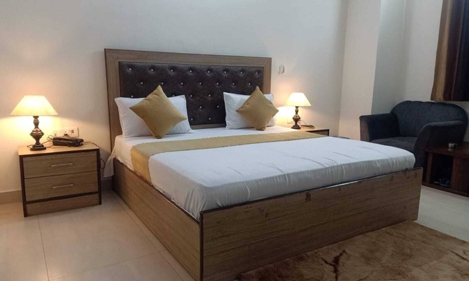 Rohtak Hotel | Hotel Park View By GRB