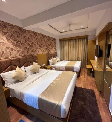 Navrangpura Hotel | Hotel Privilon