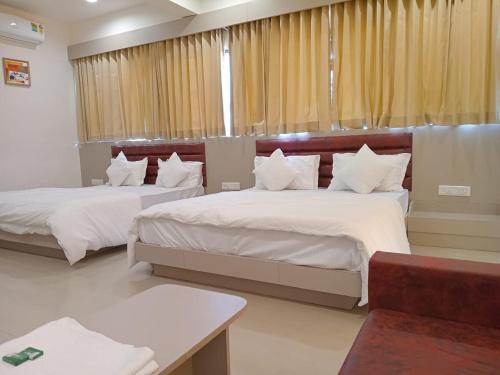 Gandhinagar Hotel | Hotel royal